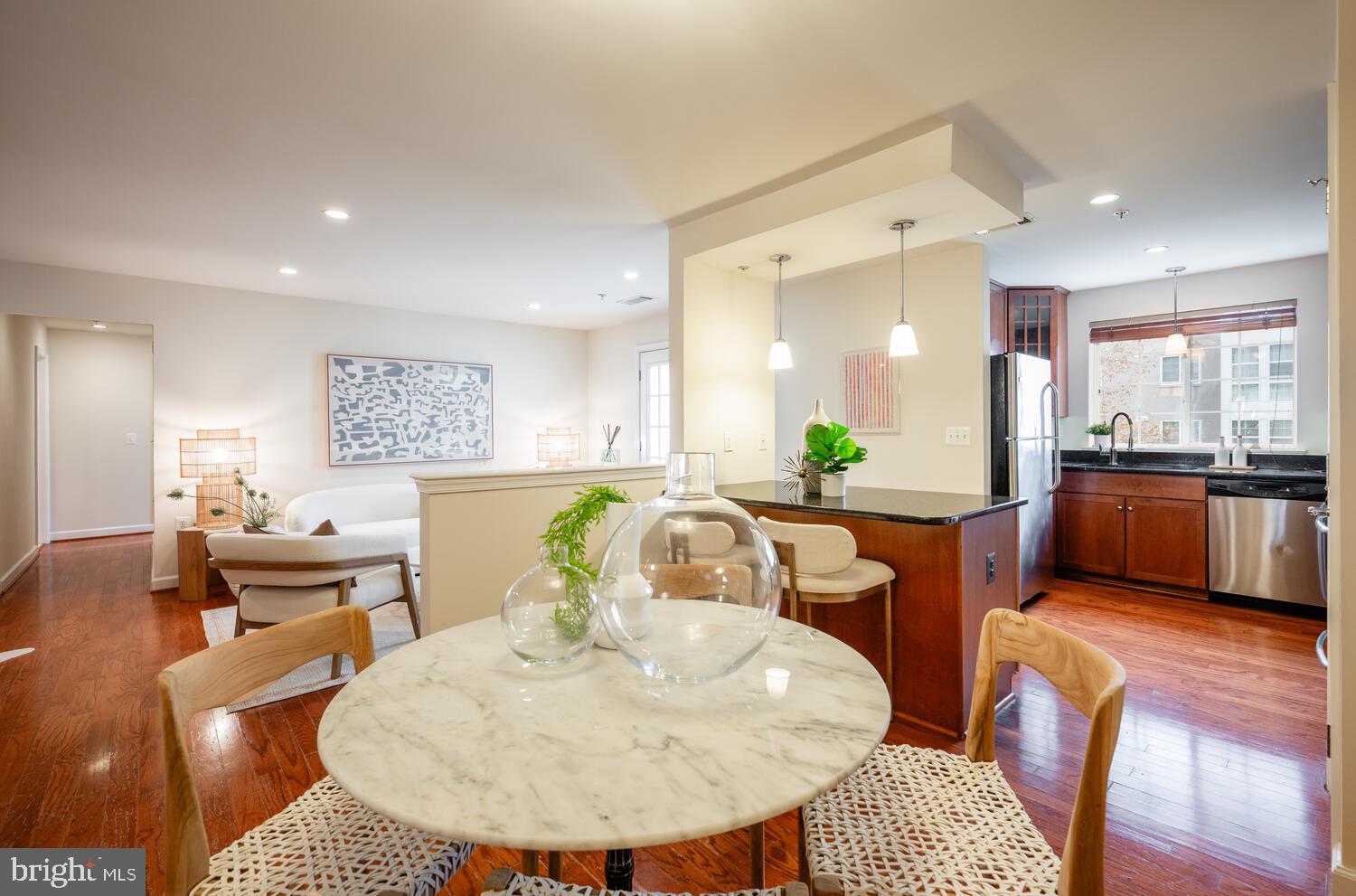 WEST VILLAGE OF SHIRLINGTON - Residential