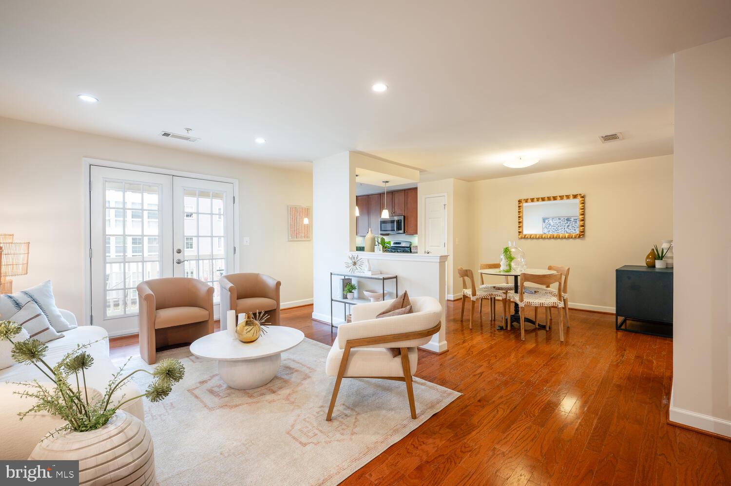 4113 S FOUR MILE RUN DRIVE 404