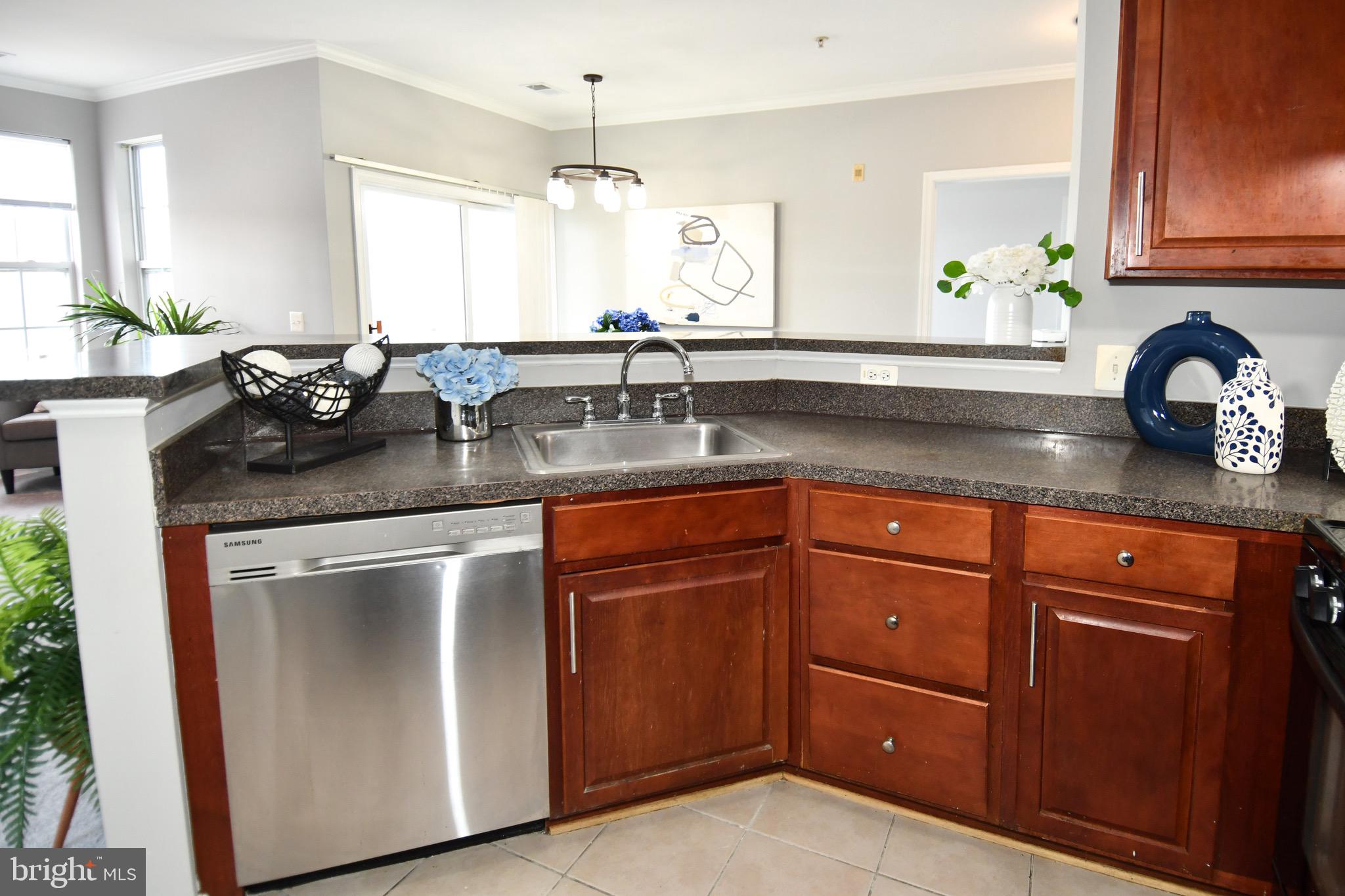 BOWIE TOWERS - Residential