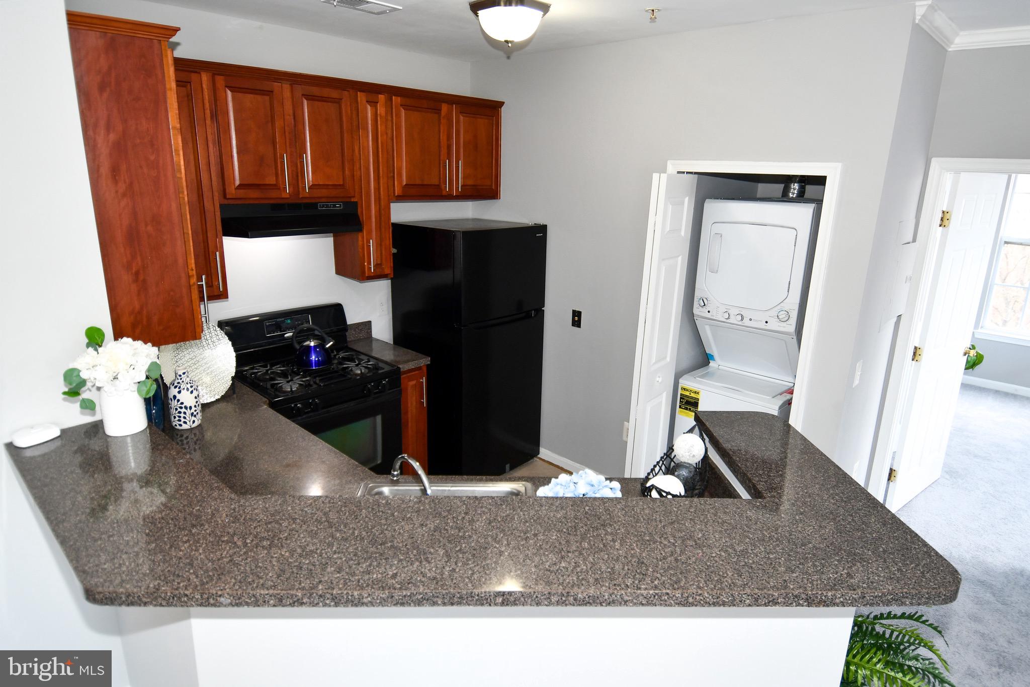 BOWIE TOWERS - Residential