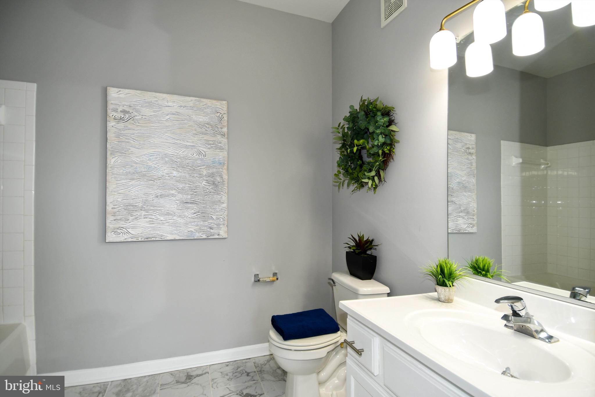 BOWIE TOWERS - Residential