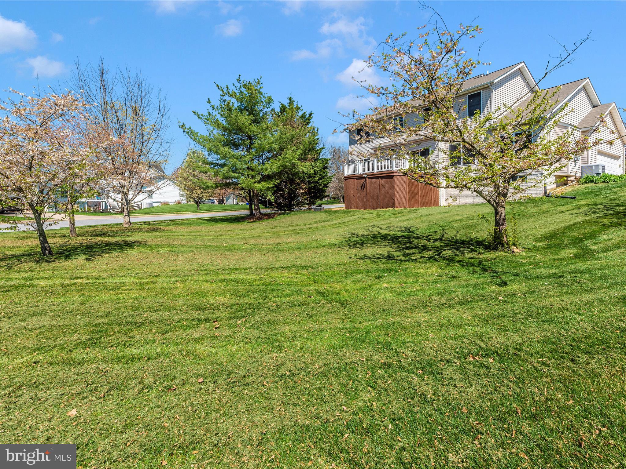 SUMMIT RIDGE - Residential