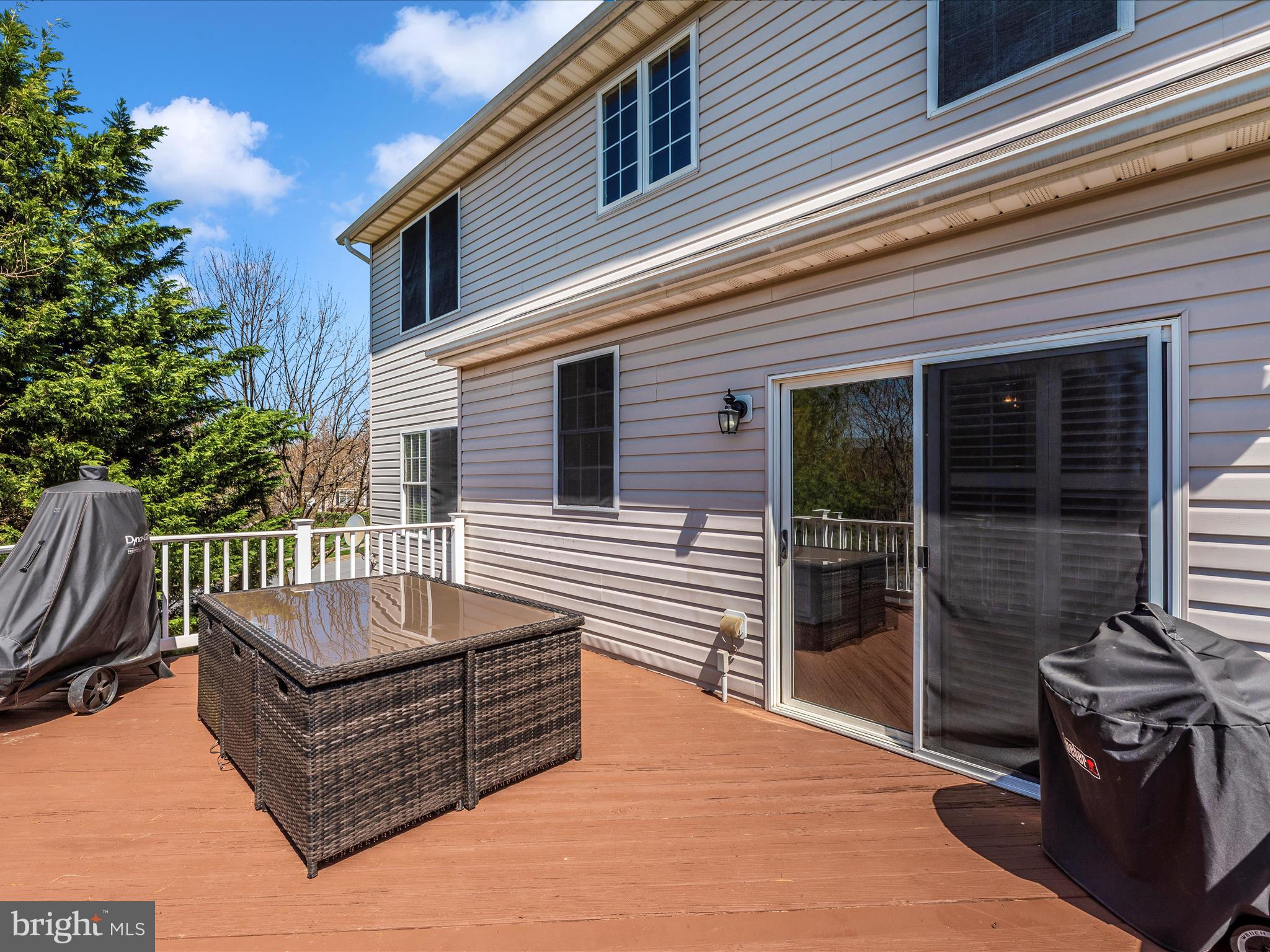 SUMMIT RIDGE - Residential