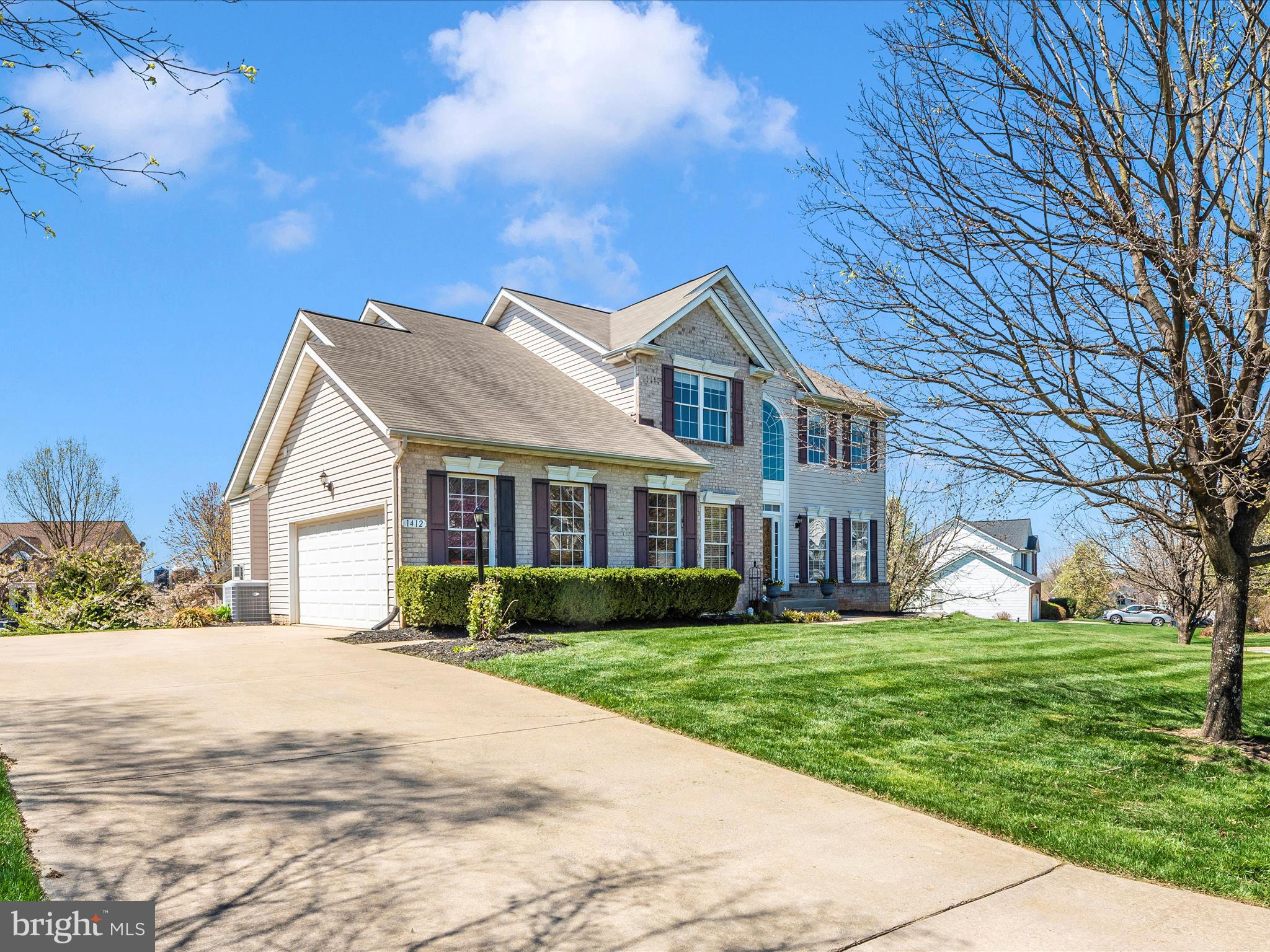 SUMMIT RIDGE - Residential