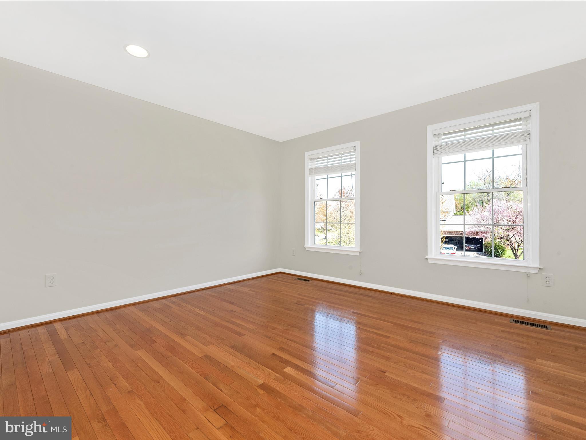 SUMMIT RIDGE - Residential