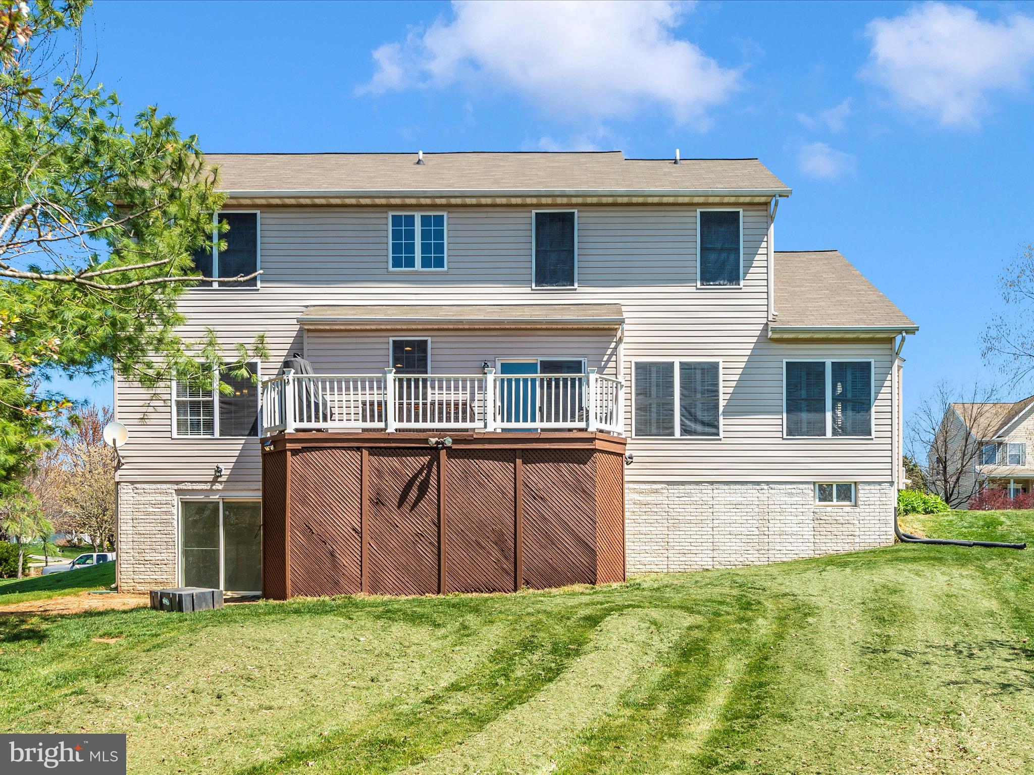 SUMMIT RIDGE - Residential