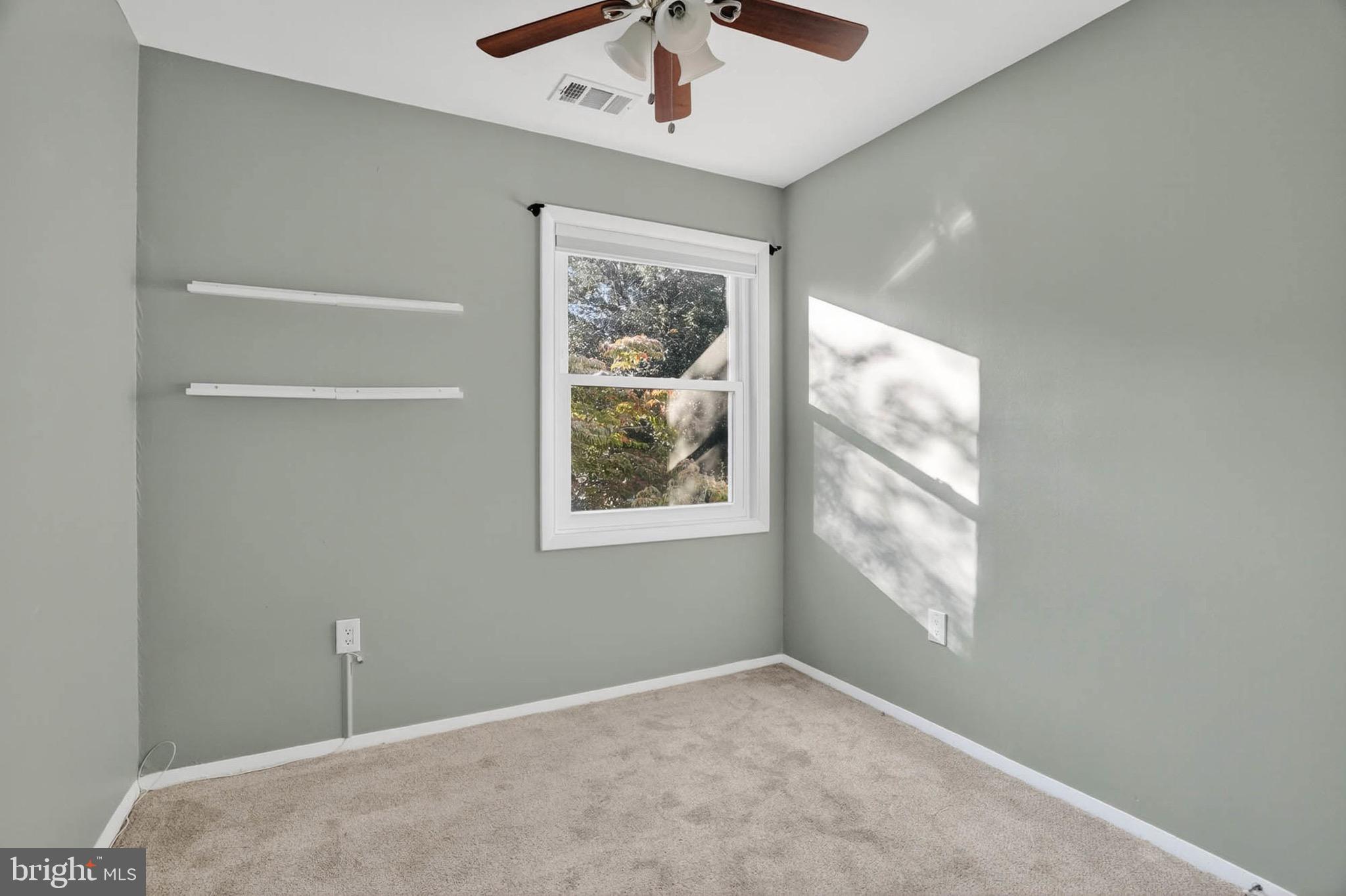 CROFTON MEADOWS - Residential Lease