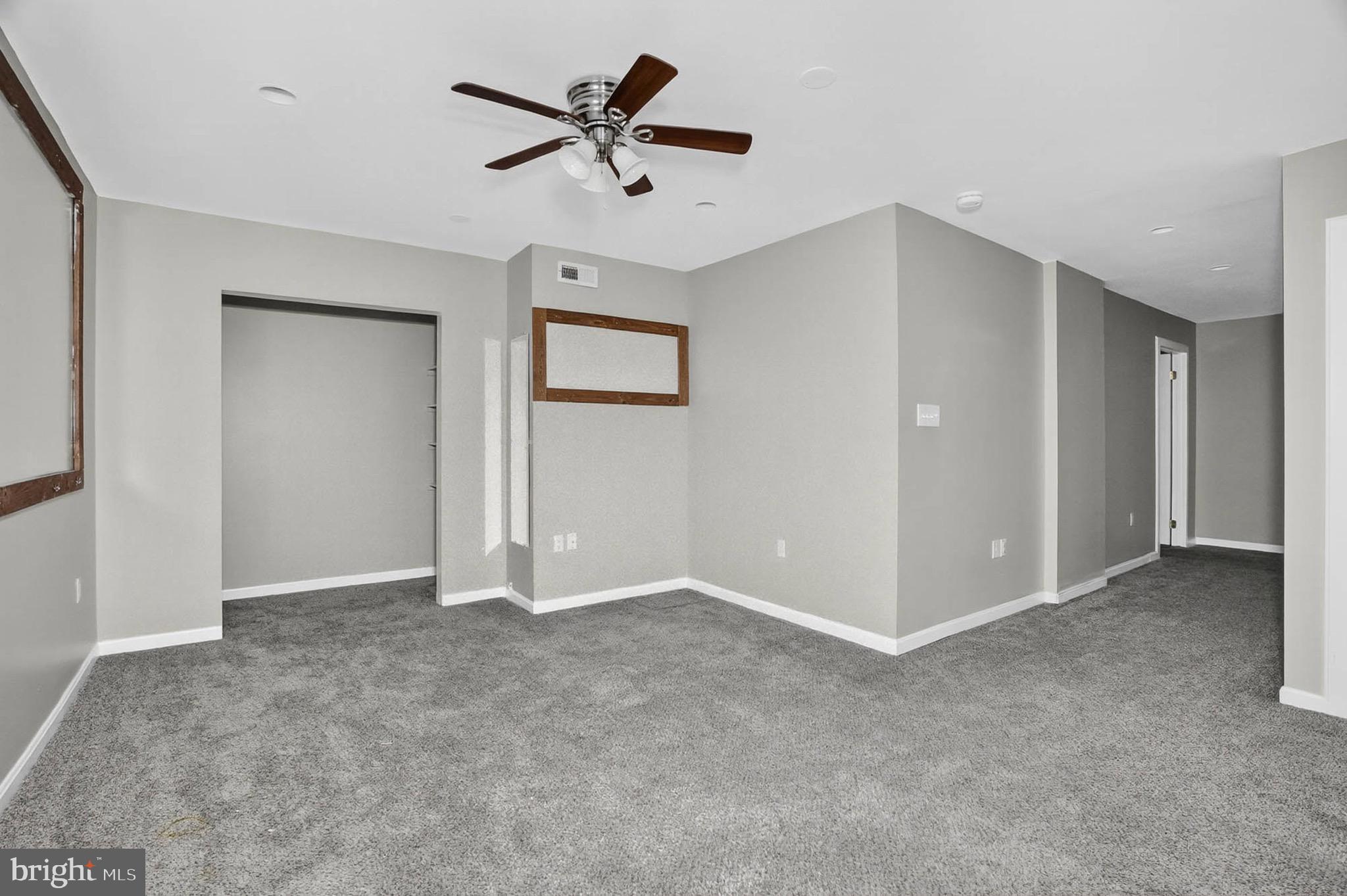 CROFTON MEADOWS - Residential Lease