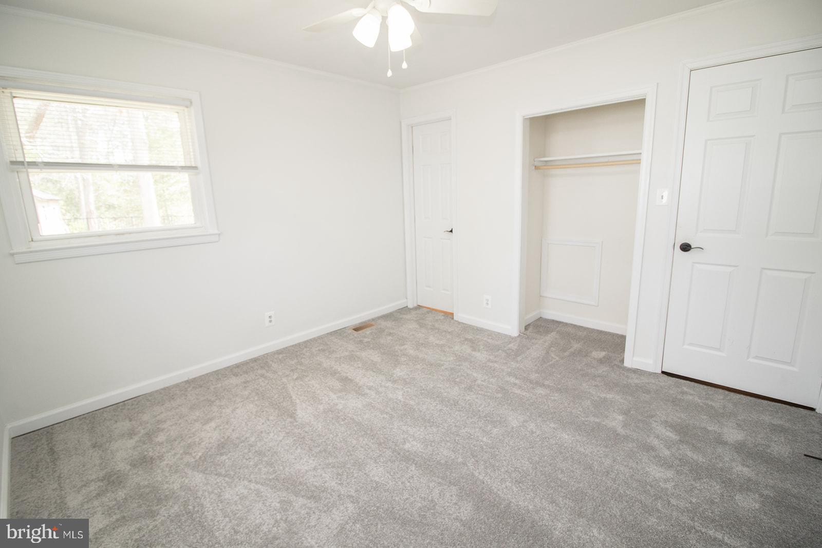 BAREFOOT ACRES - Residential