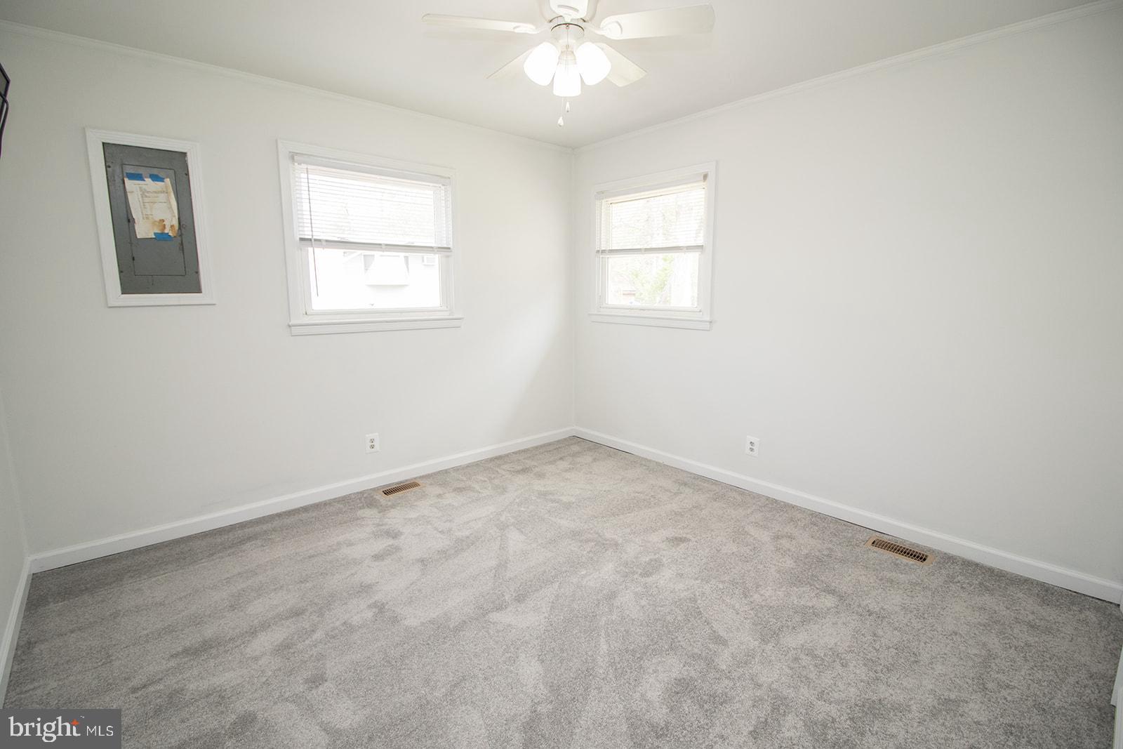 BAREFOOT ACRES - Residential