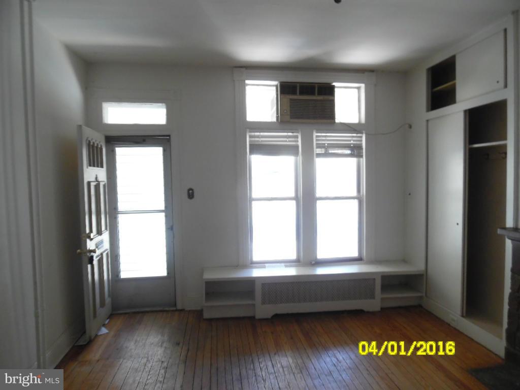 HAMPDEN HISTORIC DISTRICT - Residential