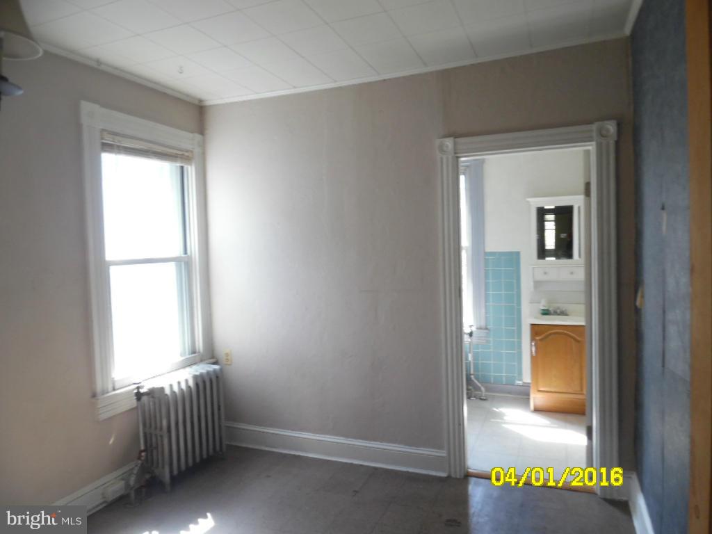 HAMPDEN HISTORIC DISTRICT - Residential