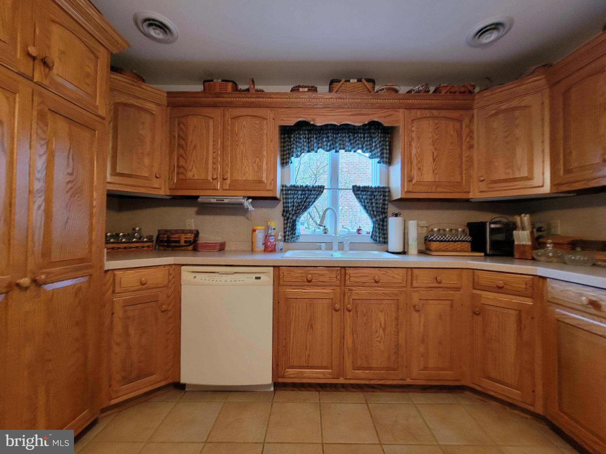 SOUTH POINTE - Residential