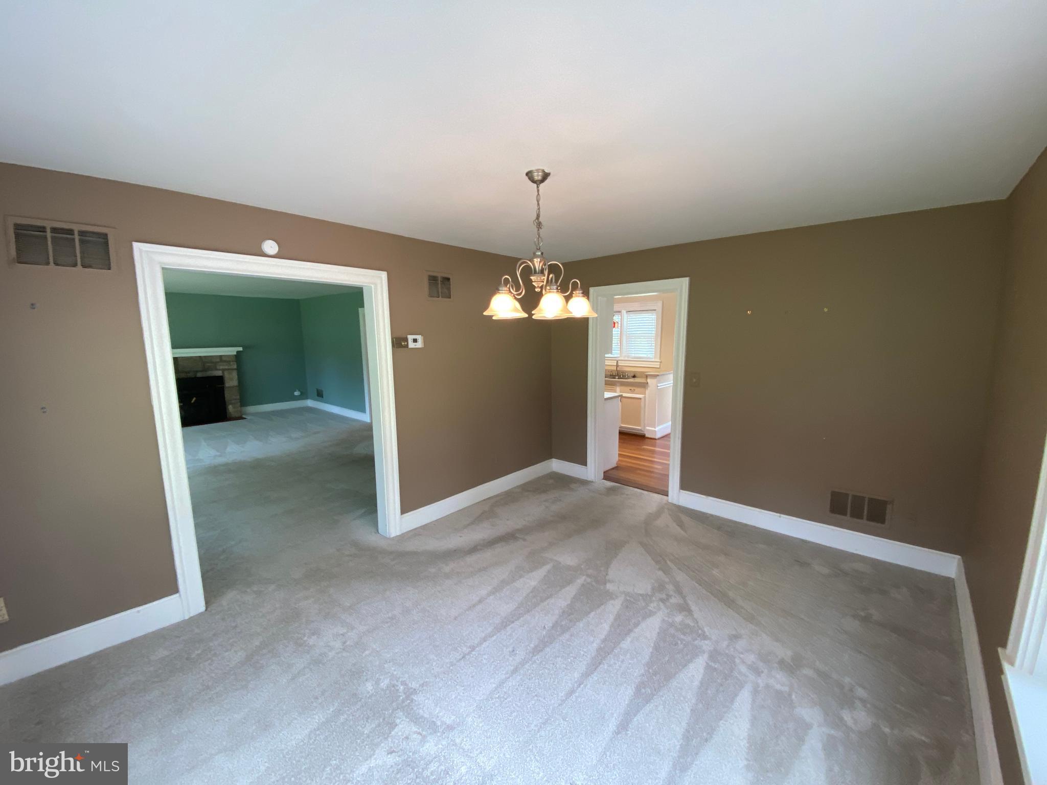 WOODLAWN - Residential Lease