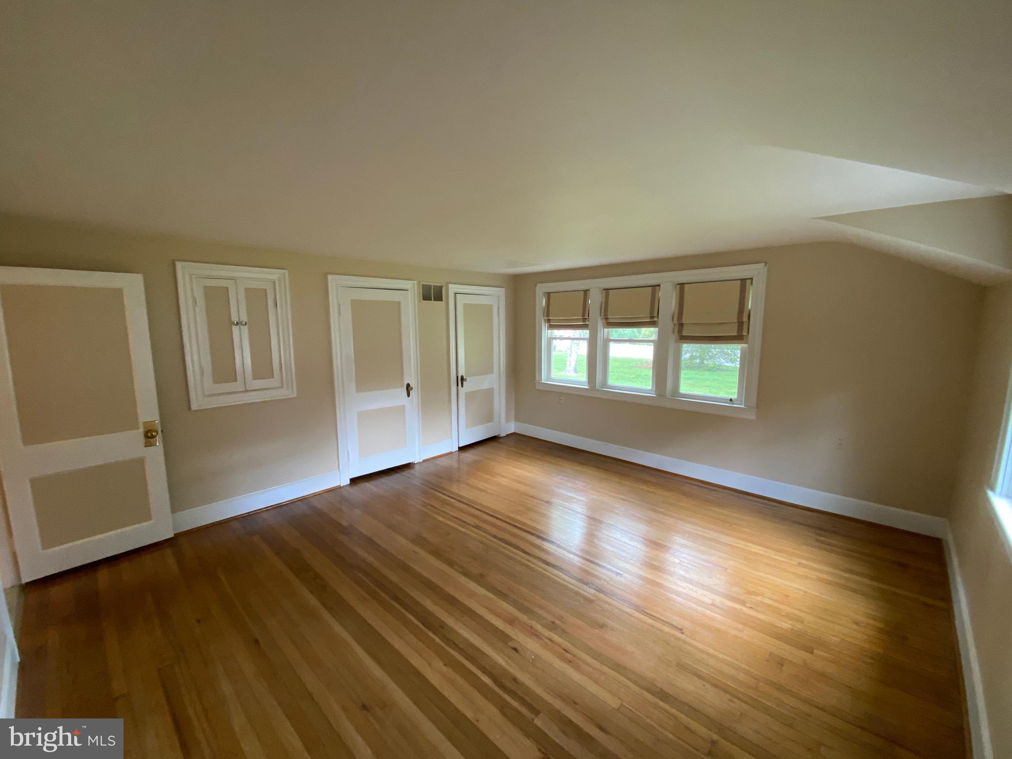 WOODLAWN - Residential Lease