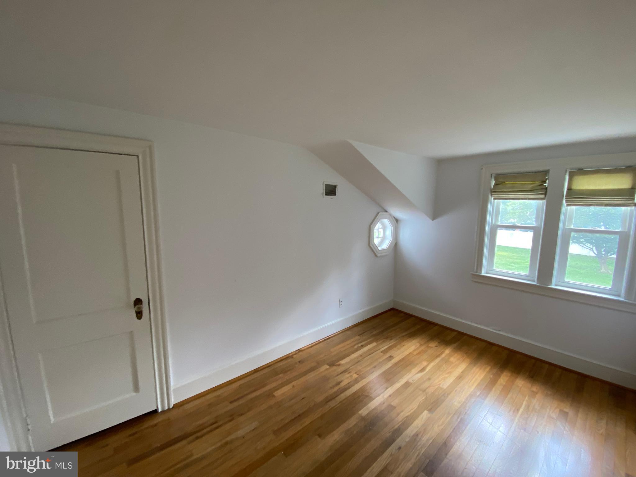 WOODLAWN - Residential Lease