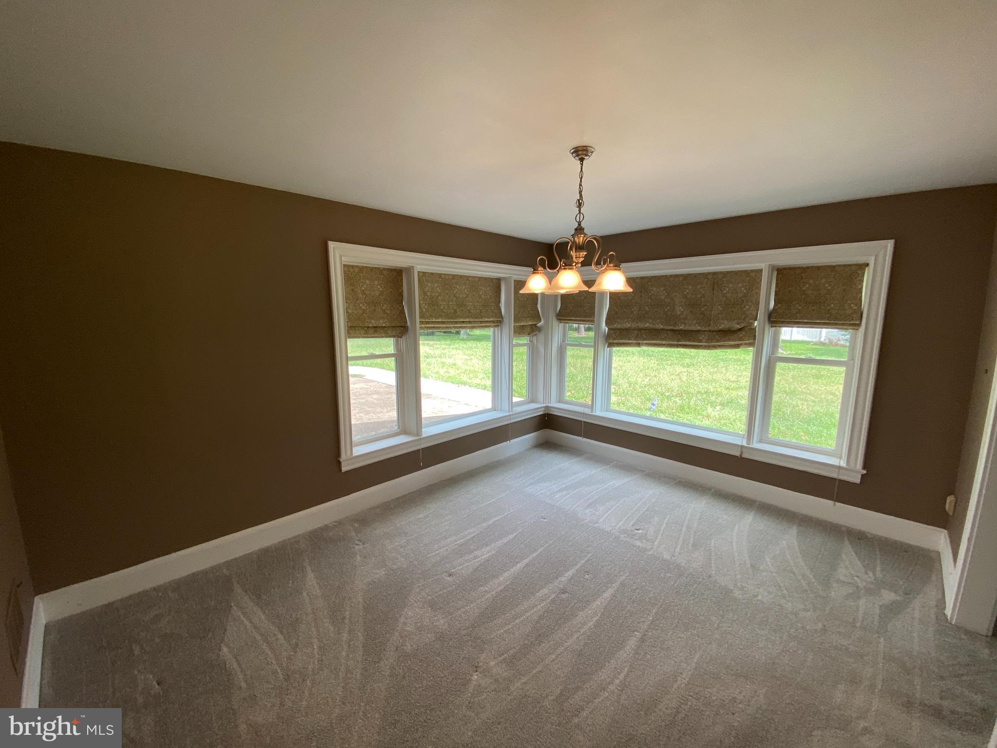 WOODLAWN - Residential Lease