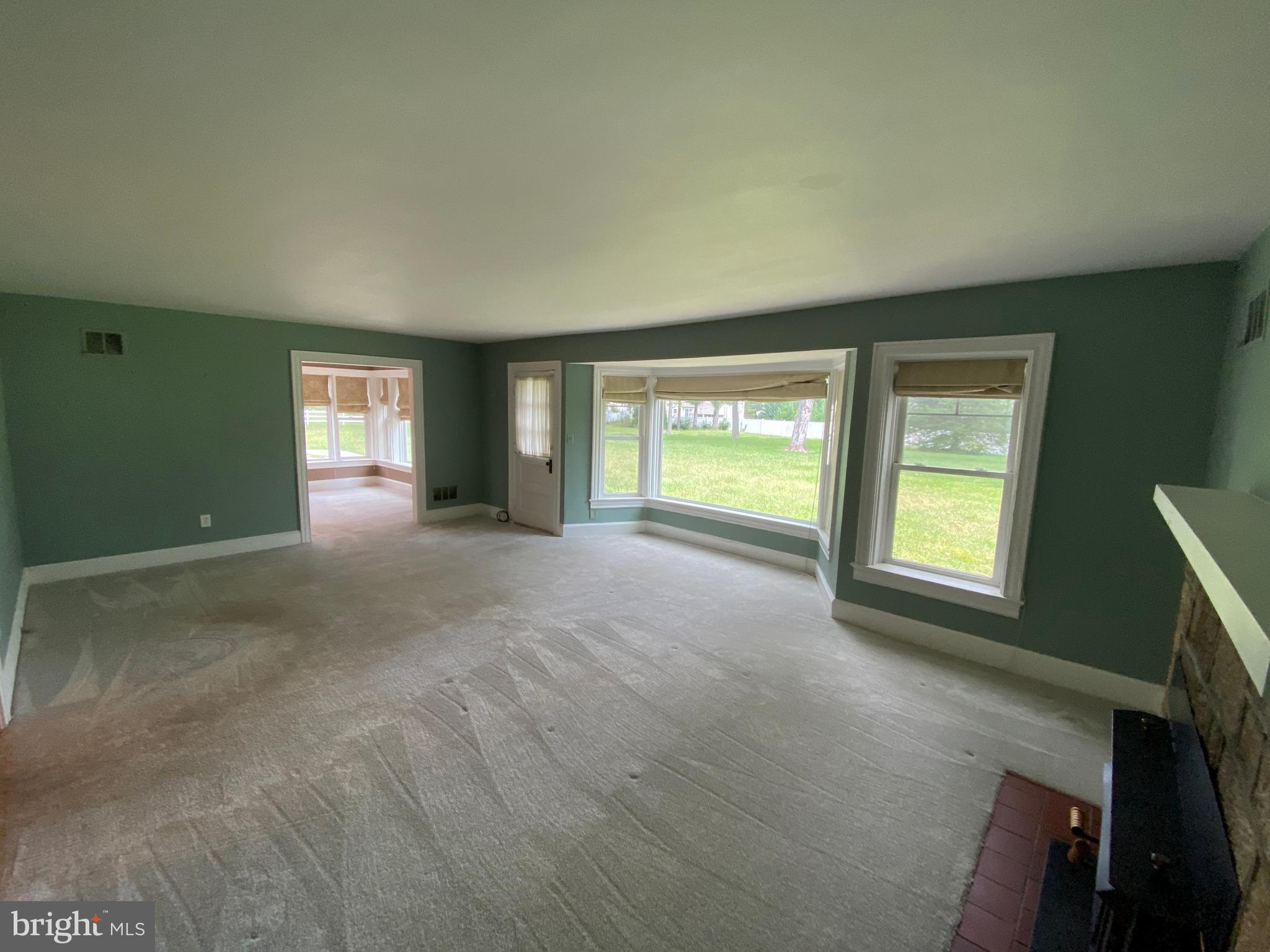 WOODLAWN - Residential Lease