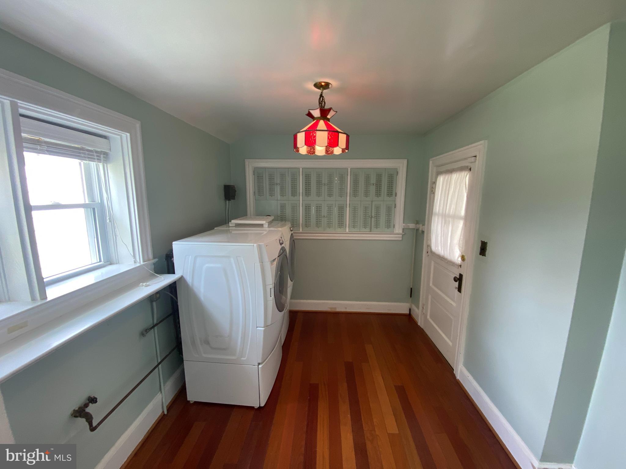 WOODLAWN - Residential Lease