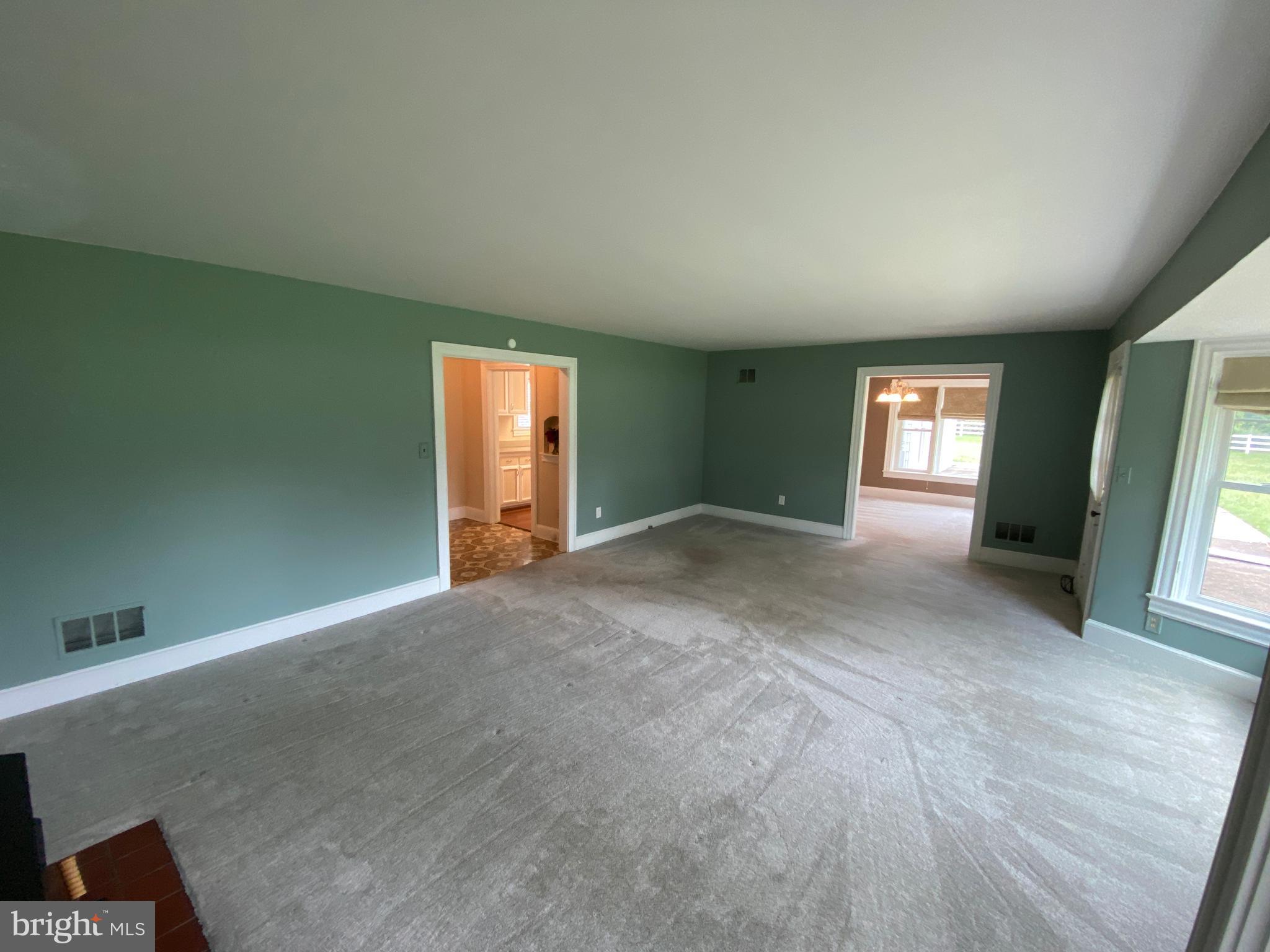 WOODLAWN - Residential Lease