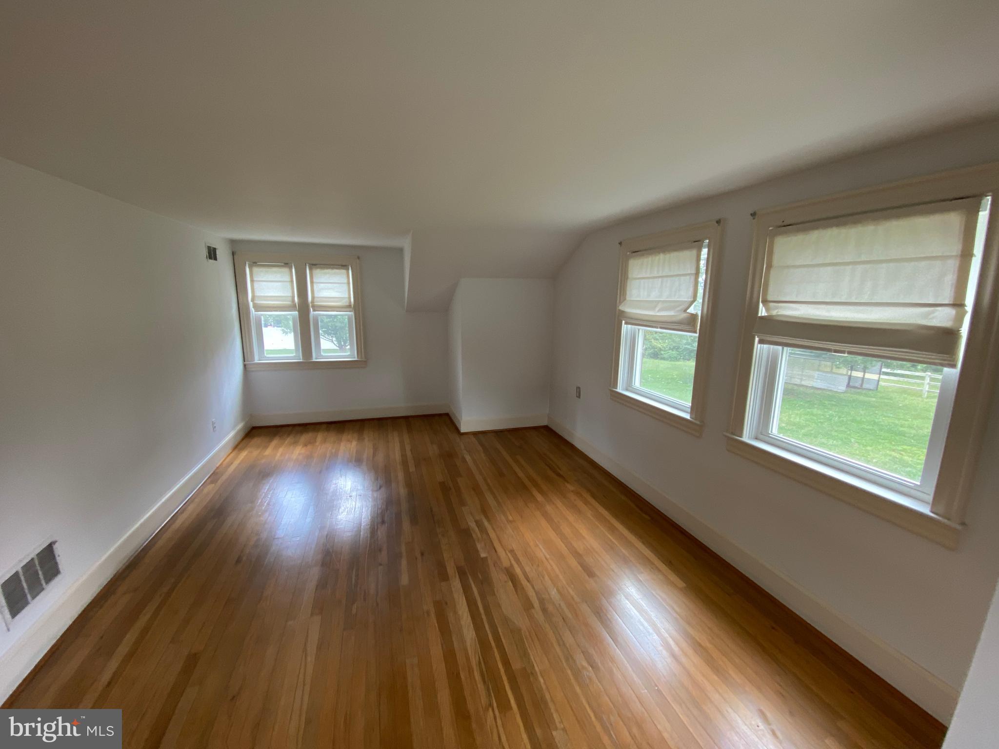 WOODLAWN - Residential Lease