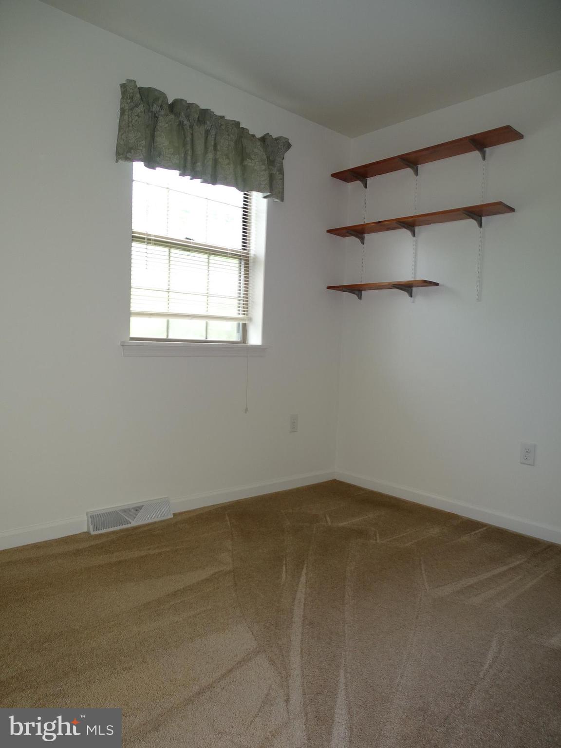 STONEBRIDGE CONDOS - Residential