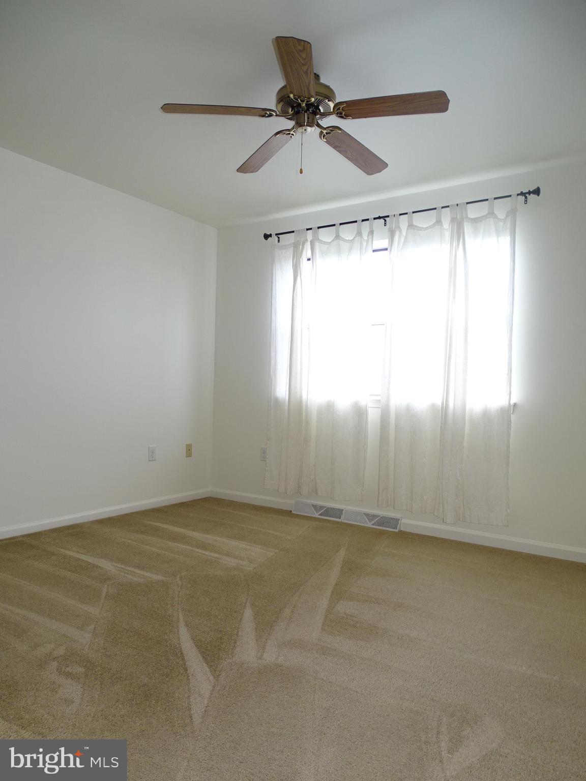 STONEBRIDGE CONDOS - Residential