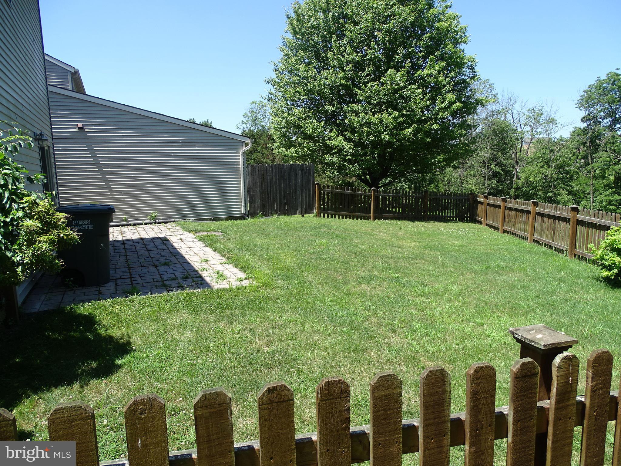 STONEBRIDGE CONDOS - Residential