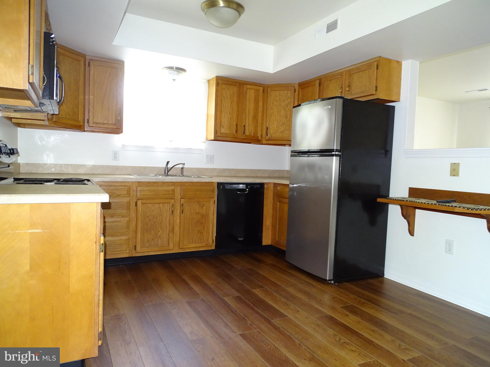 STONEBRIDGE CONDOS - Residential