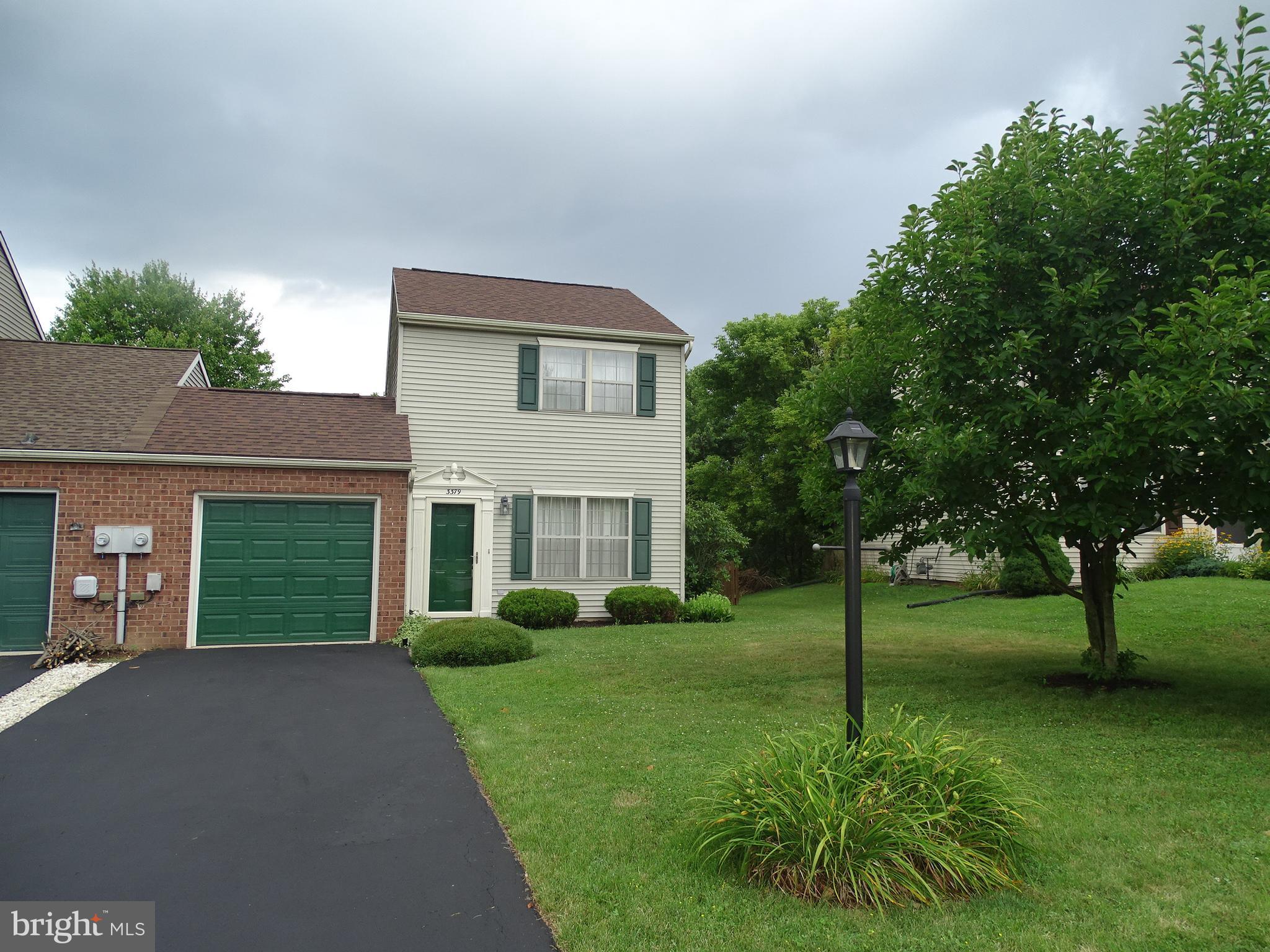 STONEBRIDGE CONDOS - Residential