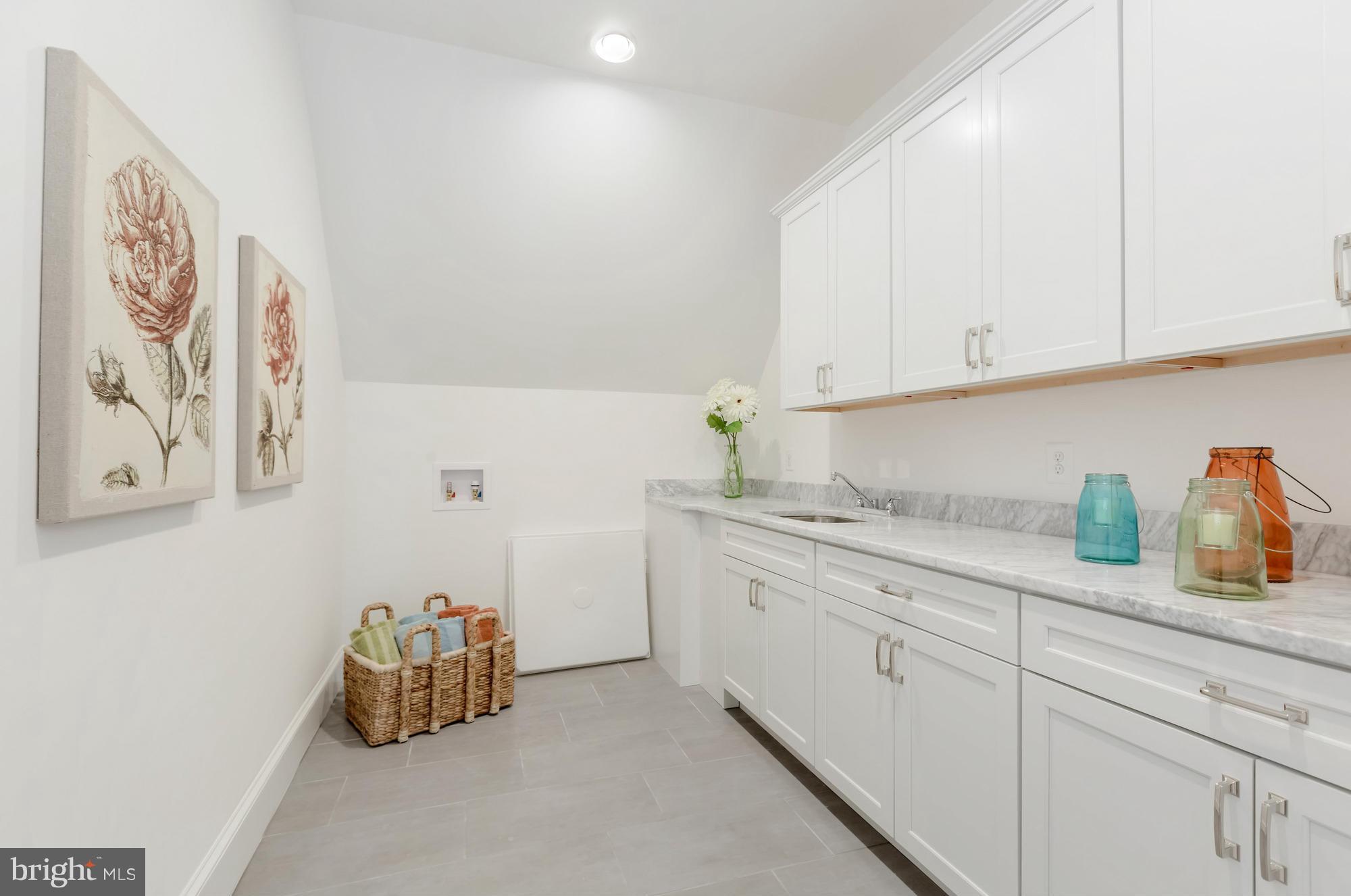 LANGLEY FOREST - Residential