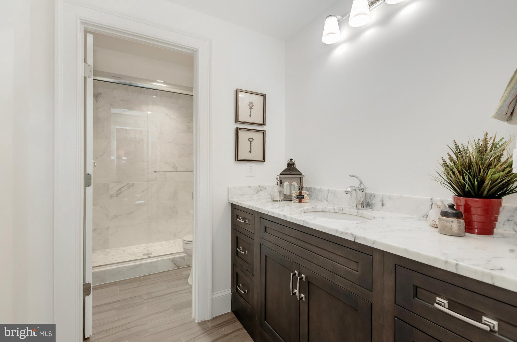 LANGLEY FOREST - Residential