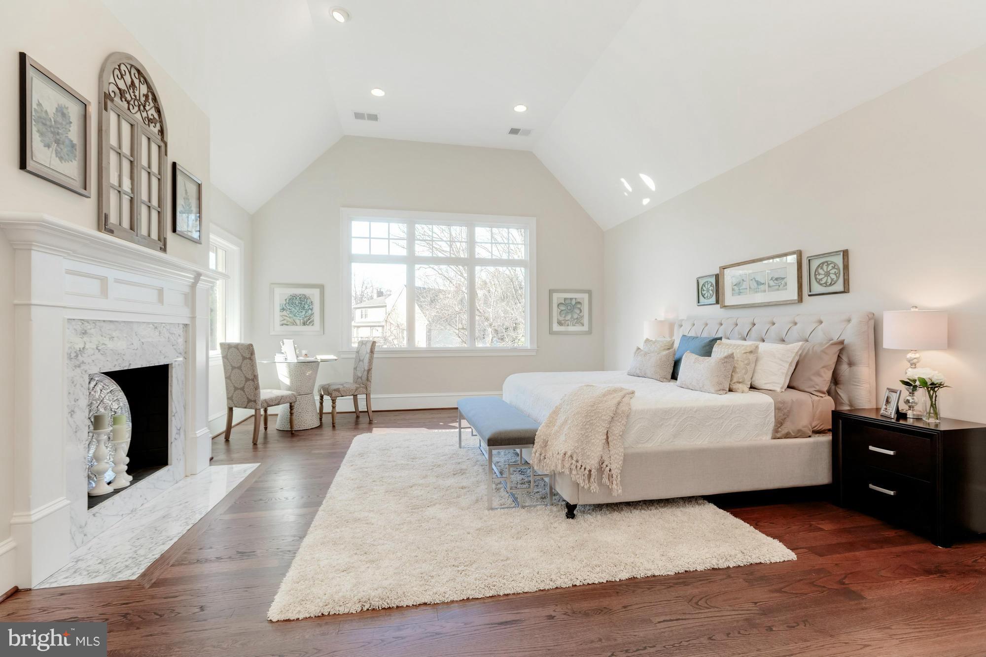 LANGLEY FOREST - Residential