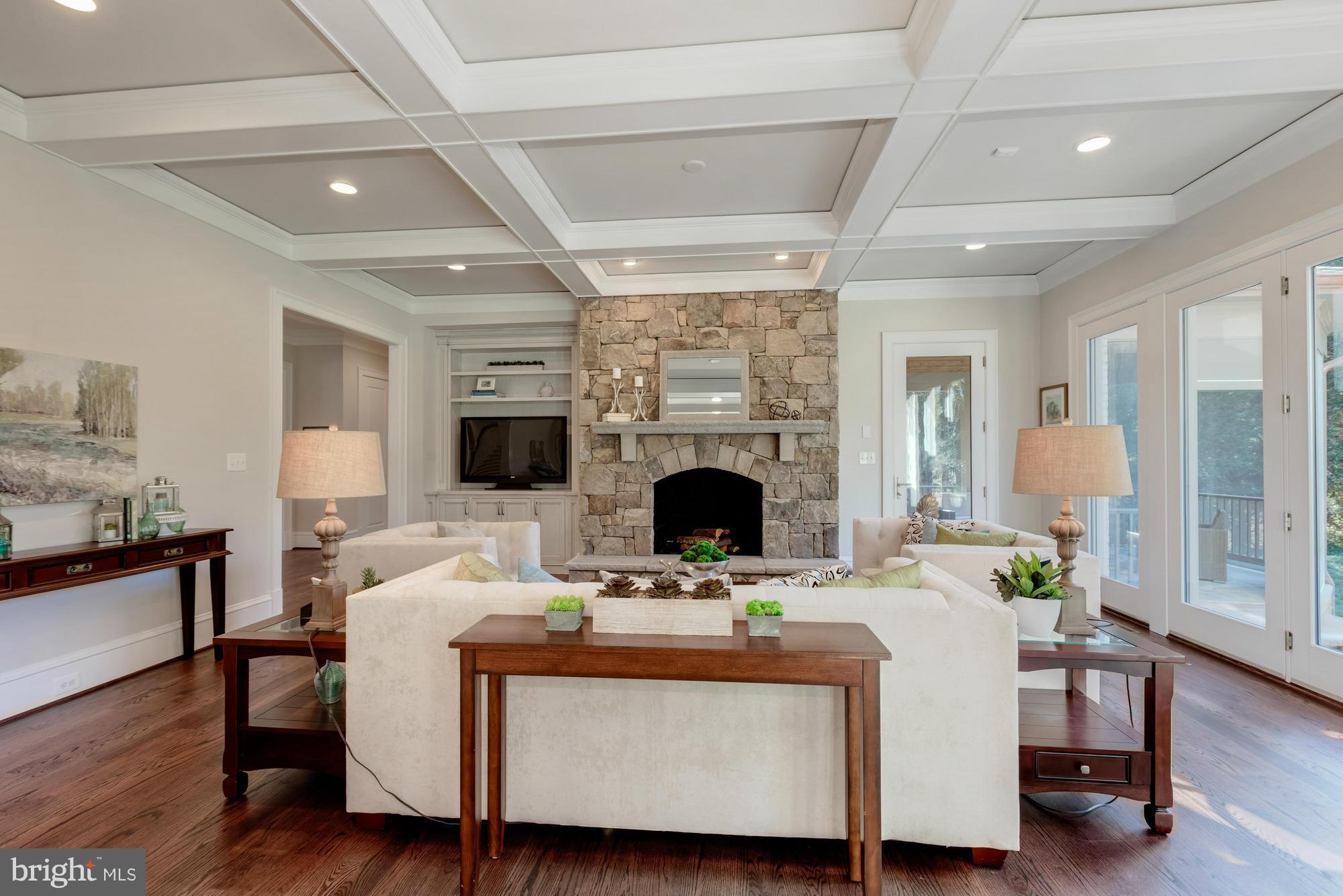 LANGLEY FOREST - Residential