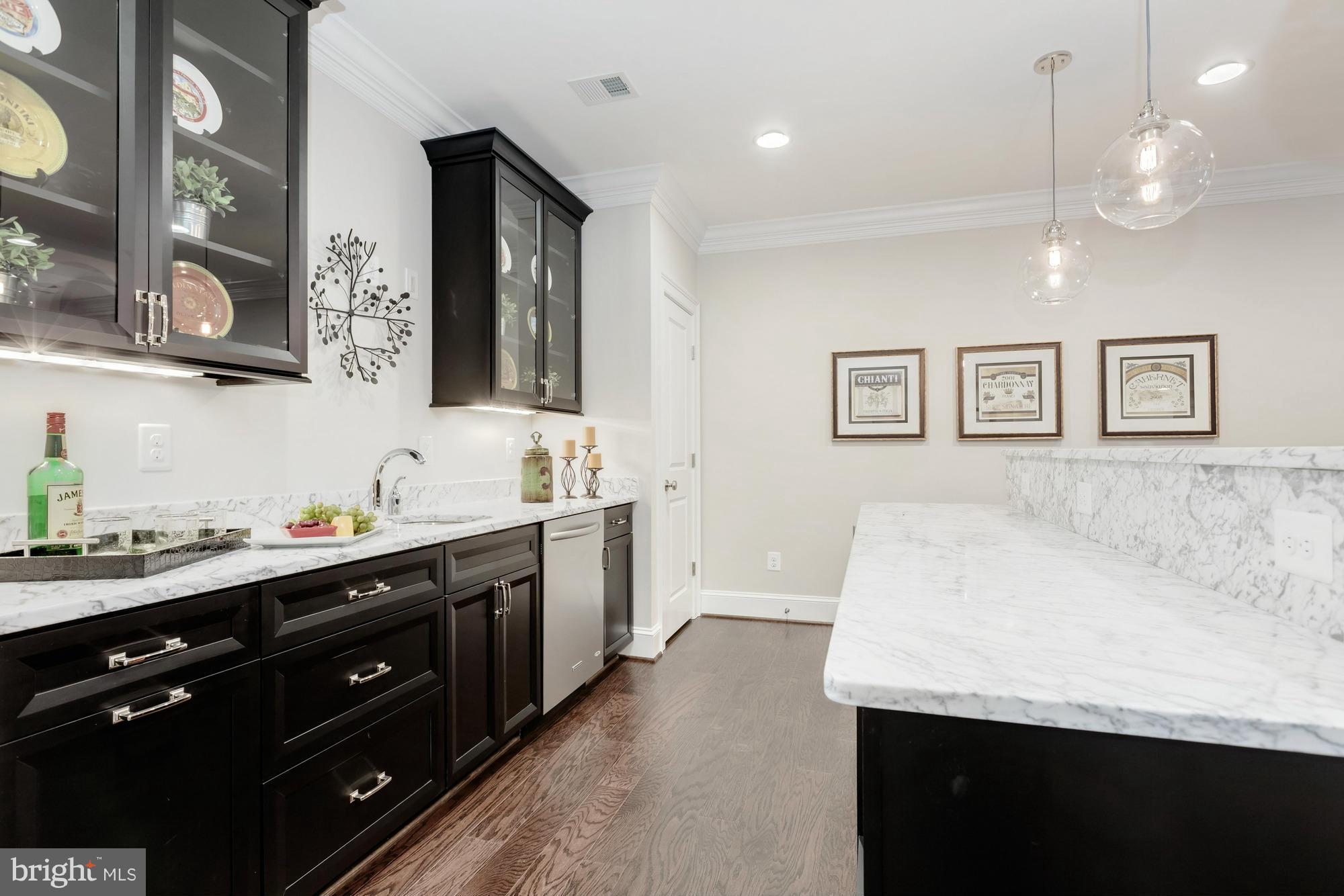 LANGLEY FOREST - Residential