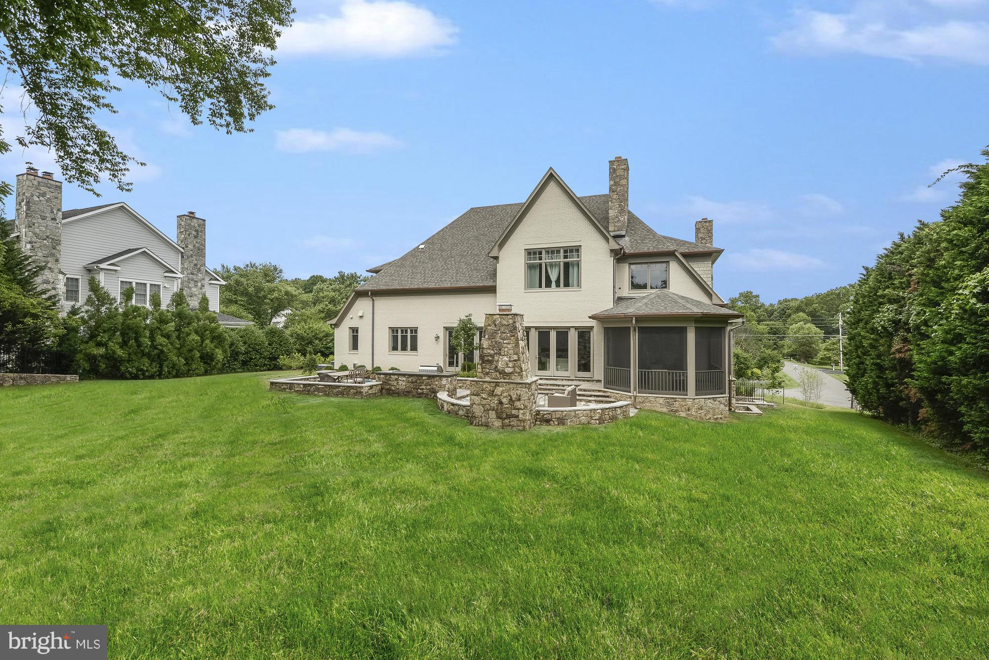 LANGLEY FOREST - Residential