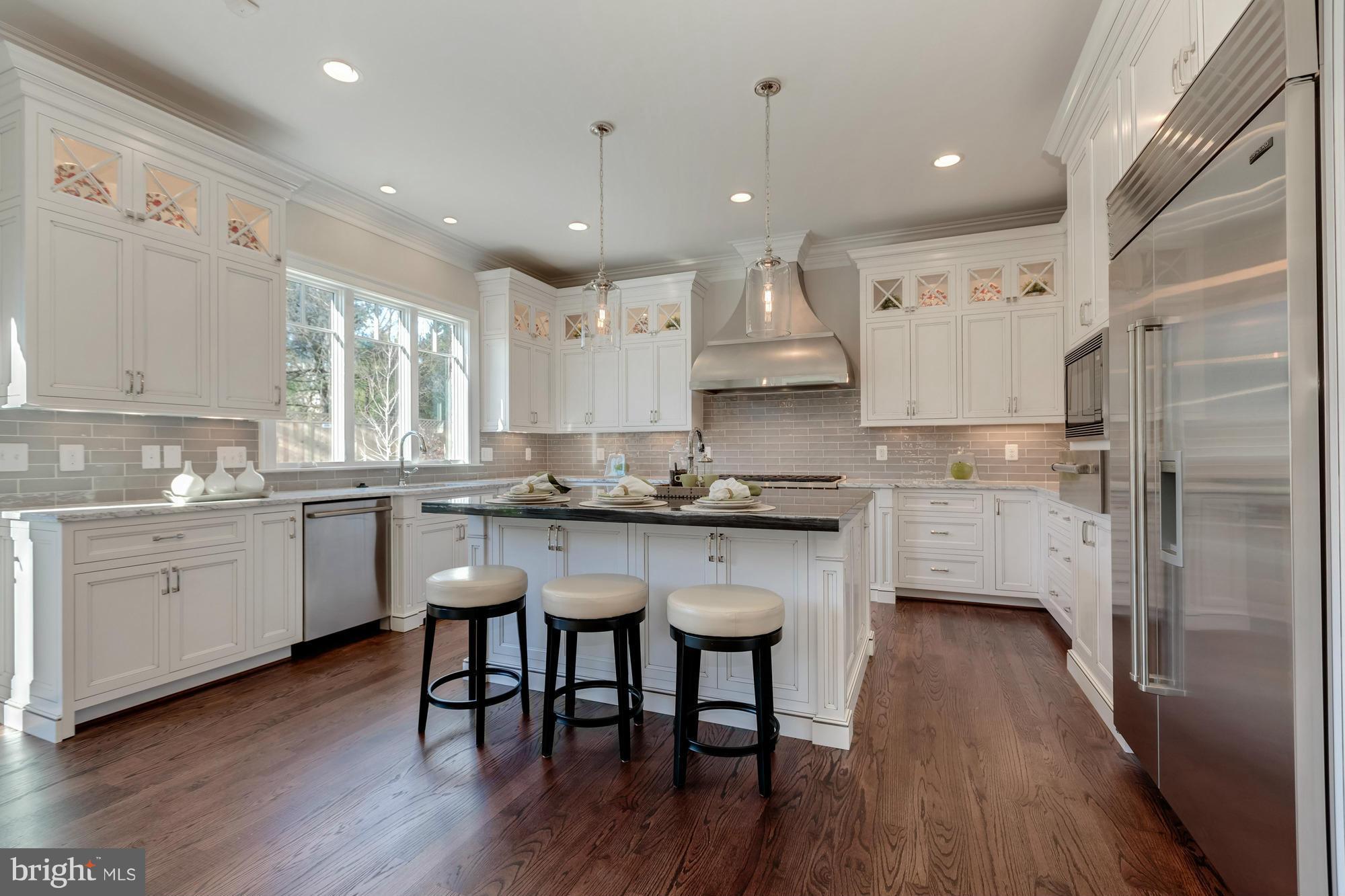 LANGLEY FOREST - Residential