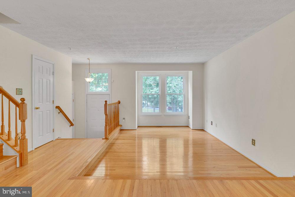 MARLTON TOWN CENTER - Residential