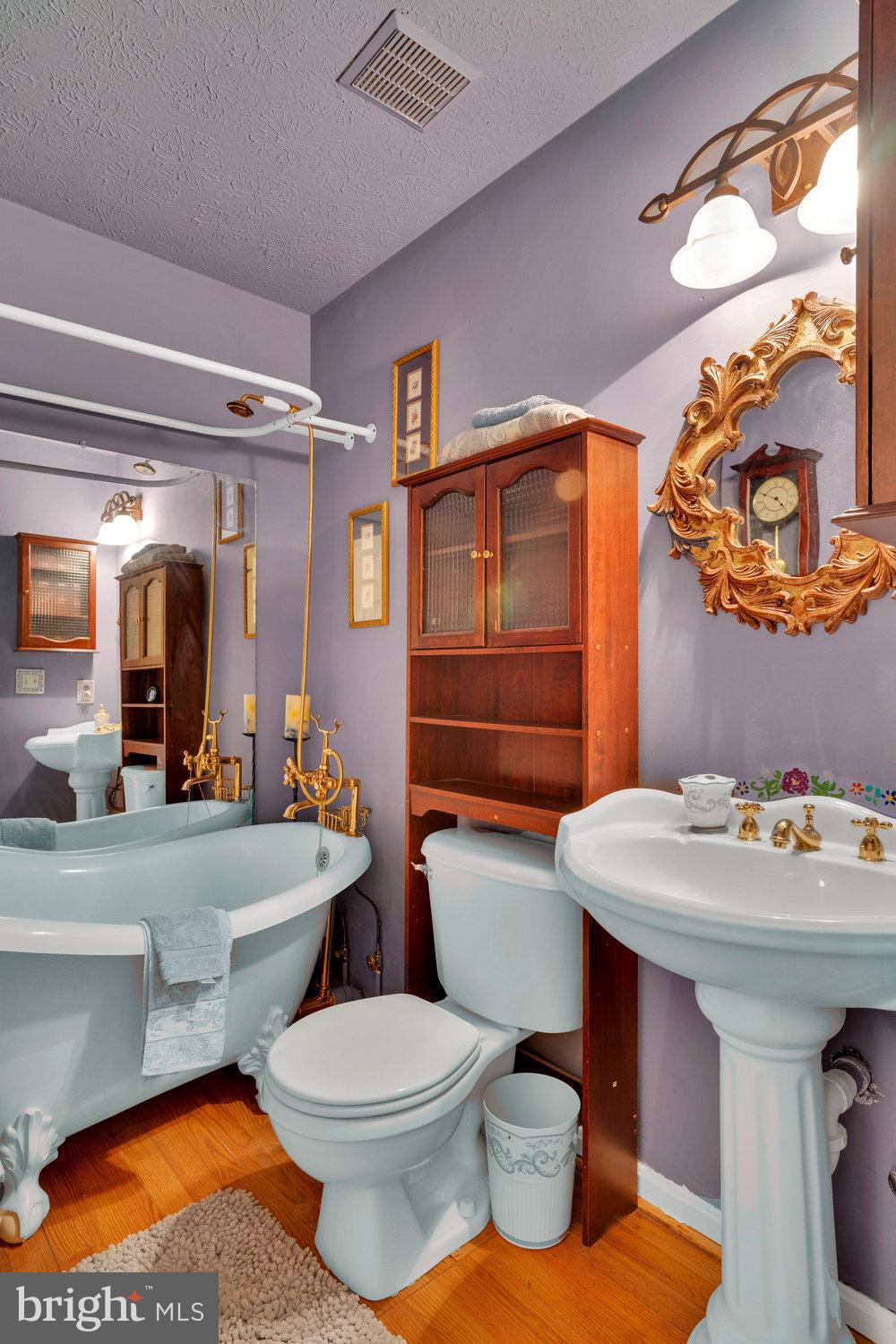 MARLTON TOWN CENTER - Residential