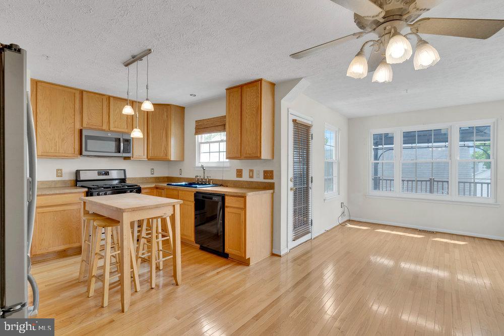 MARLTON TOWN CENTER - Residential