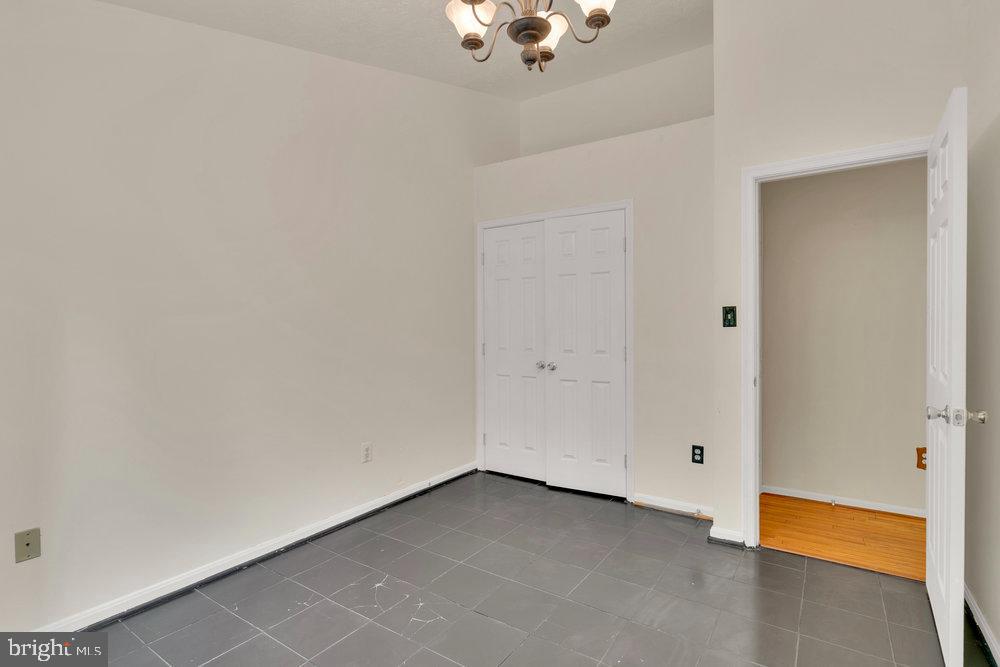 MARLTON TOWN CENTER - Residential