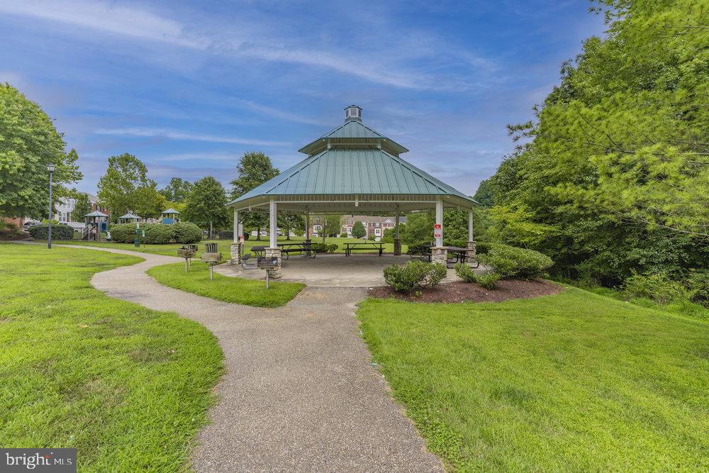 MARLTON TOWN CENTER - Residential