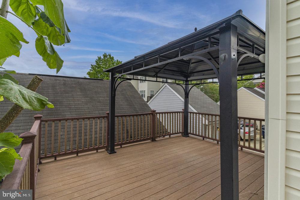 MARLTON TOWN CENTER - Residential