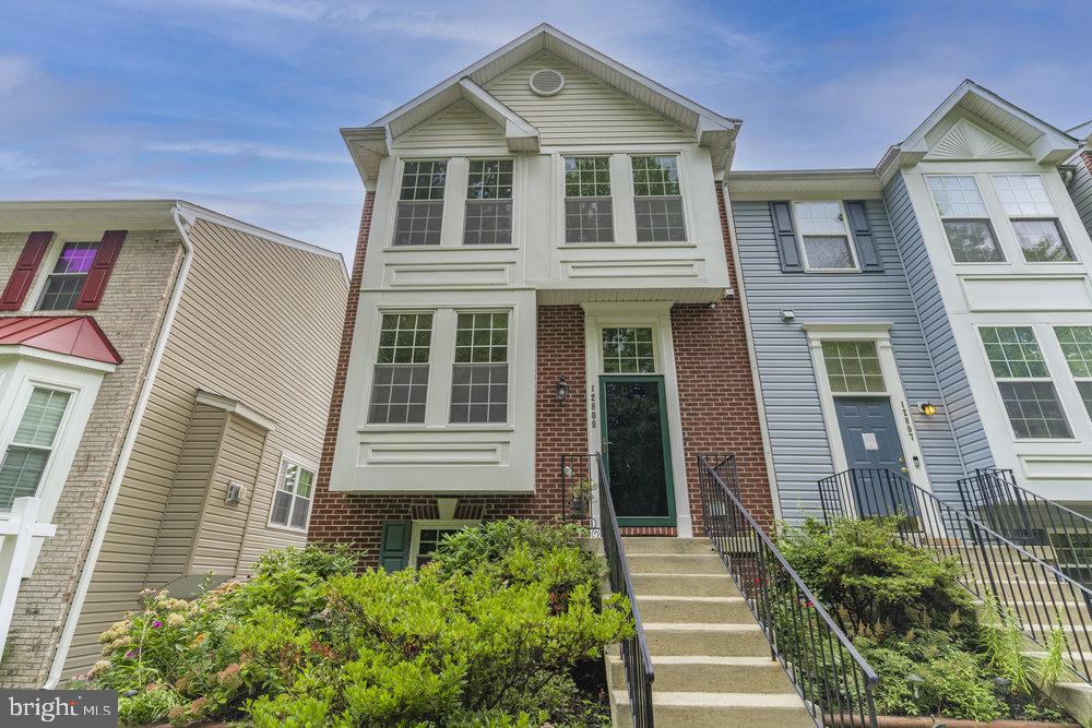 MARLTON TOWN CENTER - Residential