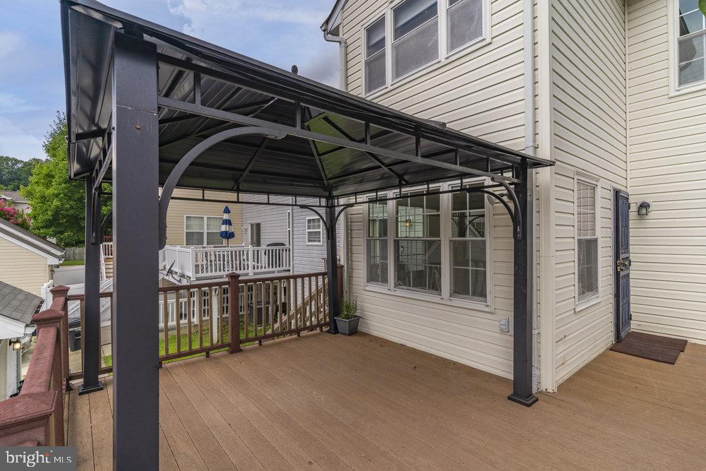 MARLTON TOWN CENTER - Residential