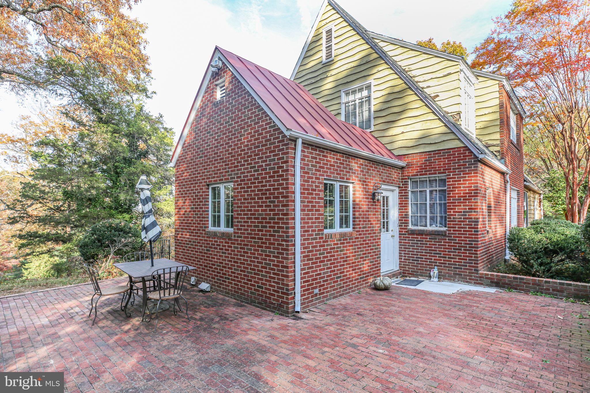 WESTMONT - Residential