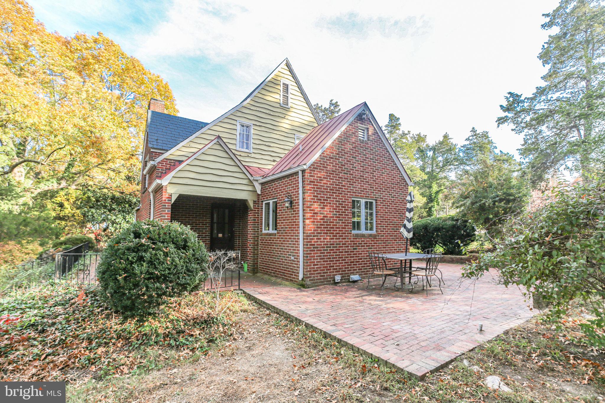 WESTMONT - Residential