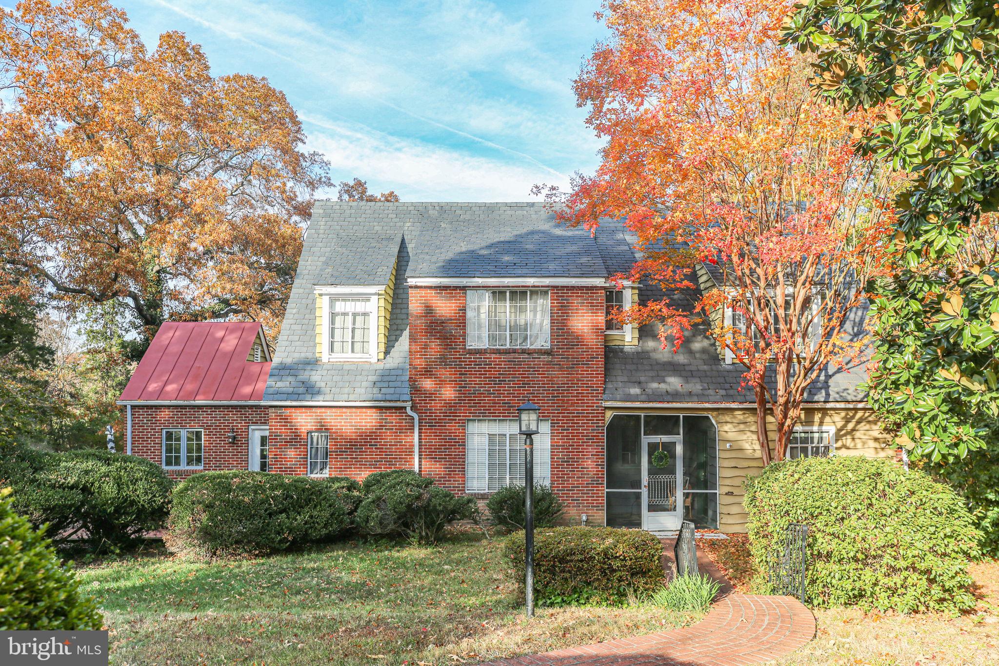 WESTMONT - Residential