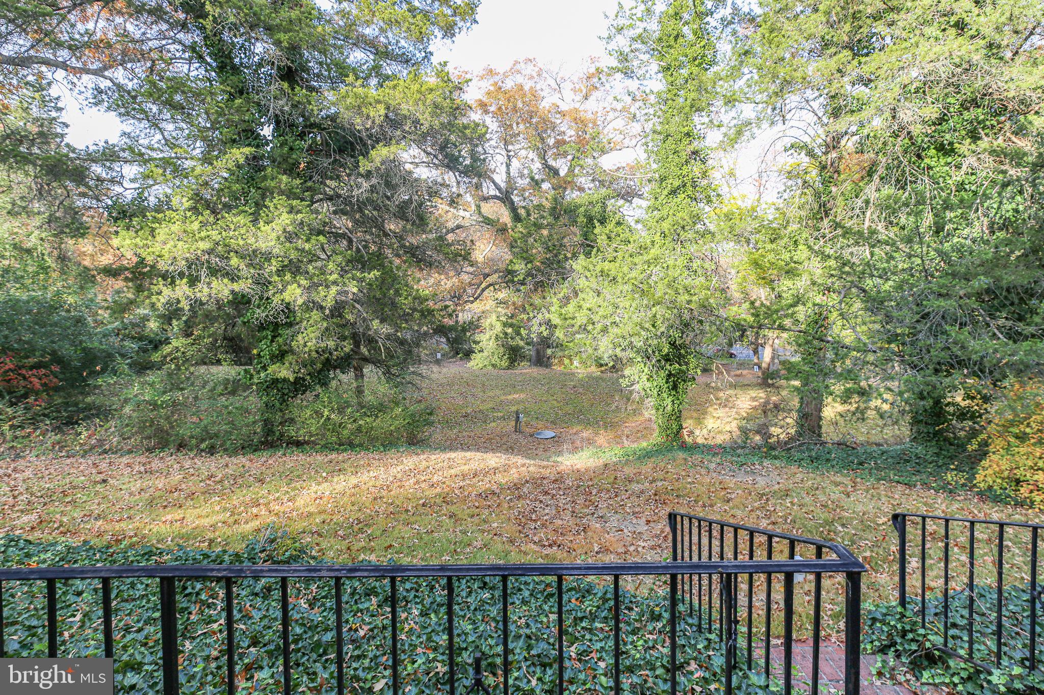 WESTMONT - Residential