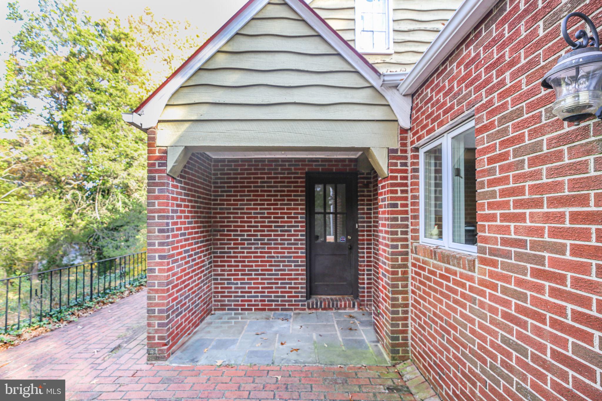 WESTMONT - Residential